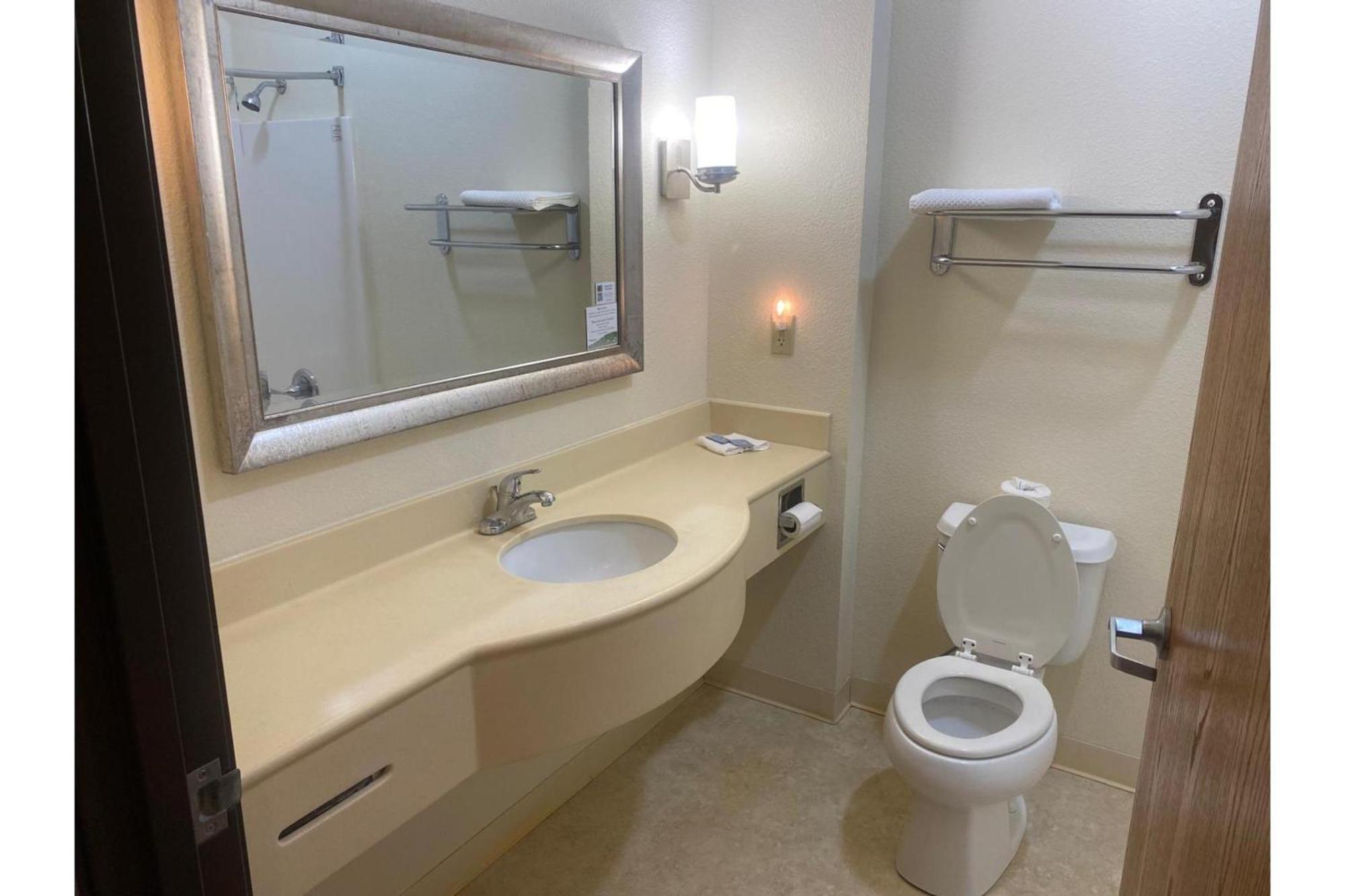 Park View Inn & Suites Hoisington Near Great Bend Luaran gambar