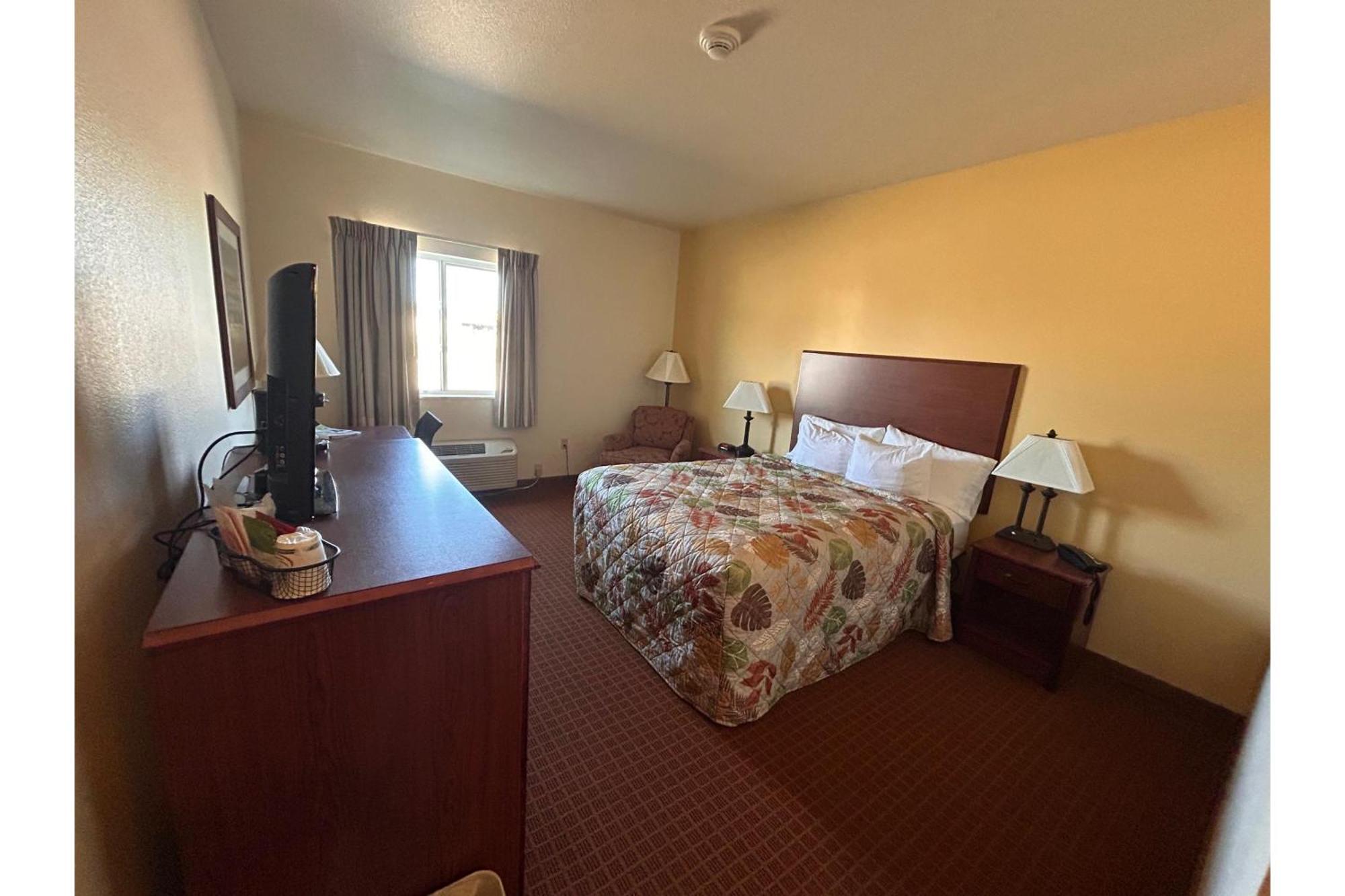 Park View Inn & Suites Hoisington Near Great Bend Luaran gambar
